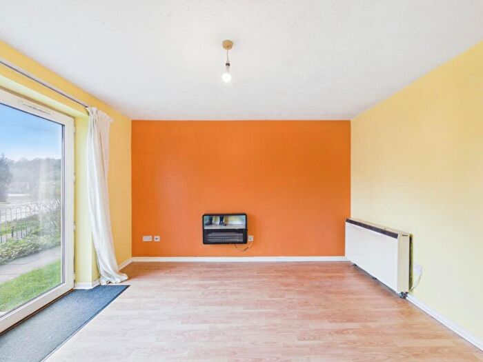 1 Bedroom Flat For Sale In Butlers Close, Bristol, BS5