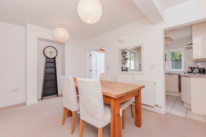 2 Bedroom Terraced House To Rent In Canal Street, Oxford, OX2