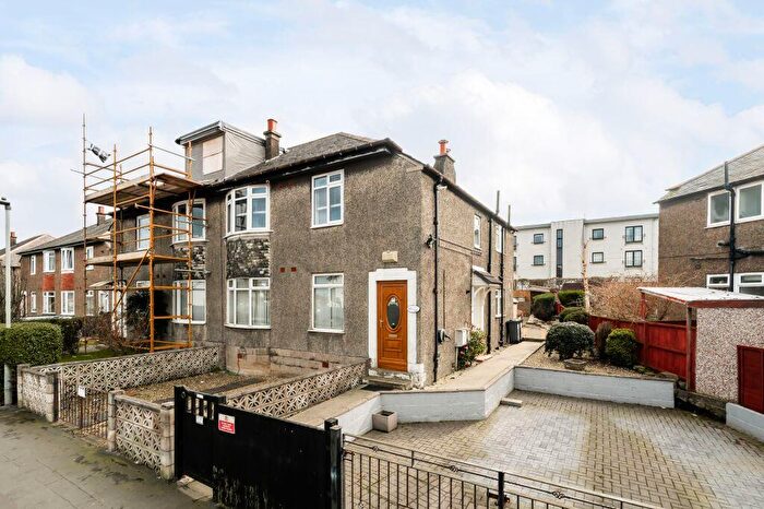 2 Bedroom Flat For Sale In Pilton Avenue, Edinburgh, EH5