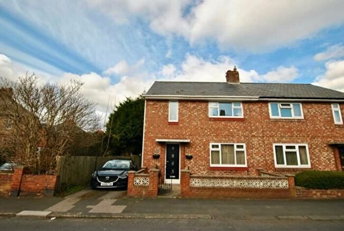 2 Bedroom Semi-detached House To Rent In Wakenshaw Road, Gilesgate, Durham, DH1