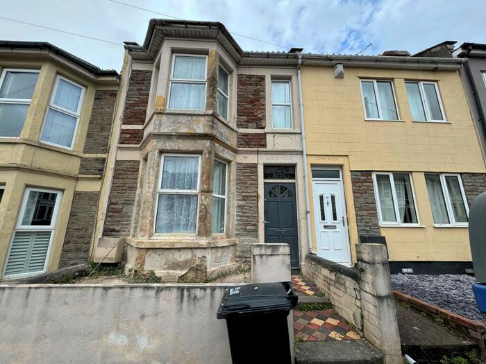 4 Bedroom House To Rent In Belmont Road, Brislington, BS4