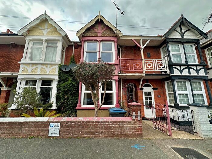 3 Bedroom Terraced House For Sale In Middle Deal Road, Deal, Kent, CT14