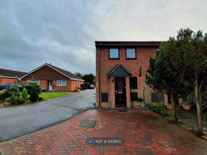 2 Bedroom Terraced House To Rent In Speedwell Close, Maidstone, ME14