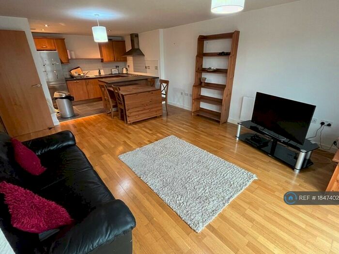 2 Bedroom Flat To Rent In Hudson Gardens, Liverpool, L1