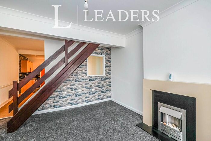 2 Bedroom Terraced House To Rent In Penhale Road, Fratton, PO1