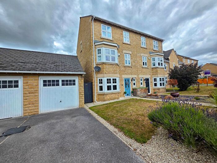 5 Bedroom Semi-Detached House For Sale In Maydal Drive, Woolley Grange, Barnsley, S75
