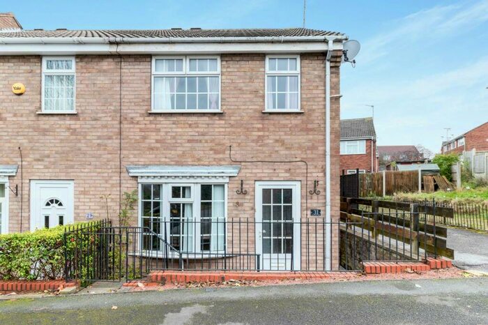 3 Bedroom End Of Terrace House To Rent In Almond Rise, Forest Town, NG19