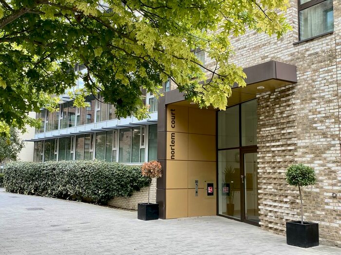 3 Bedroom Flat To Rent In Norlem Court, Pell Street, London, SE8