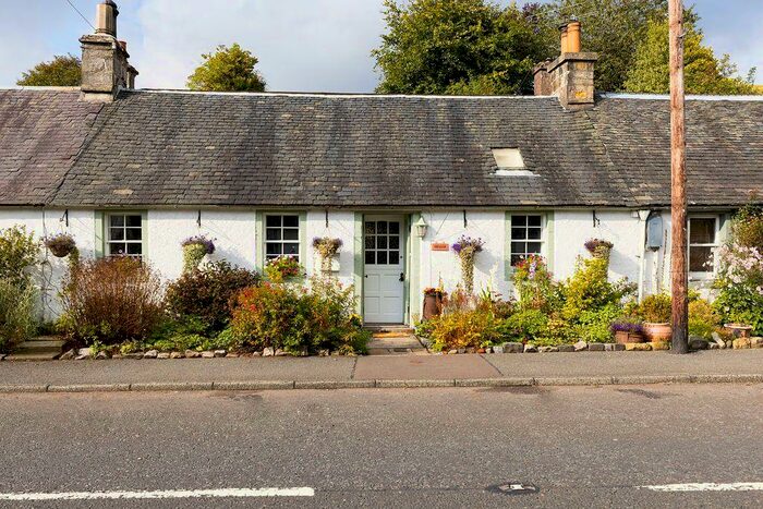3 Bedroom Cottage For Sale In Finlaggan, Main Street, Carlops, EH26
