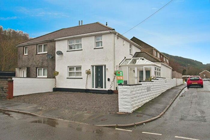 3 Bedroom Semi Detached House For Sale In Waun Avenue, Glyncorrwg, Port Talbot, SA13
