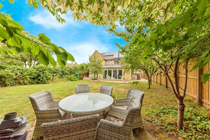 5 Bedroom Detached House For Sale In Laxton Drive, Oundle, Peterborough, PE8