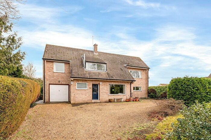 4 Bedroom Detached House For Sale In Elton Road, Wansford, Stamford, PE8