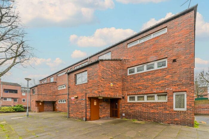 1 Bedroom Flat To Rent In Partington Close, Archway, London, N19