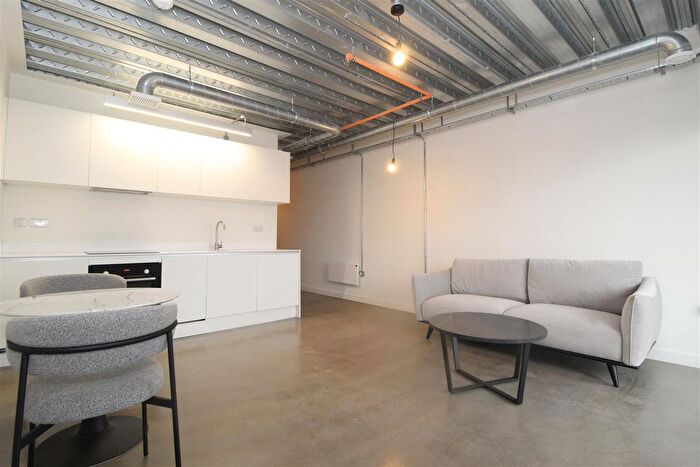 1 Bedroom Flat To Rent In District Lofts, Happy Walk, Leeds, LS9