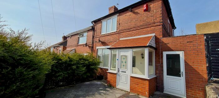 2 Bedroom Semi-Detached House To Rent In Broomridge Avenue, Condercum Park, Newcastle Upon Tyne, NE15