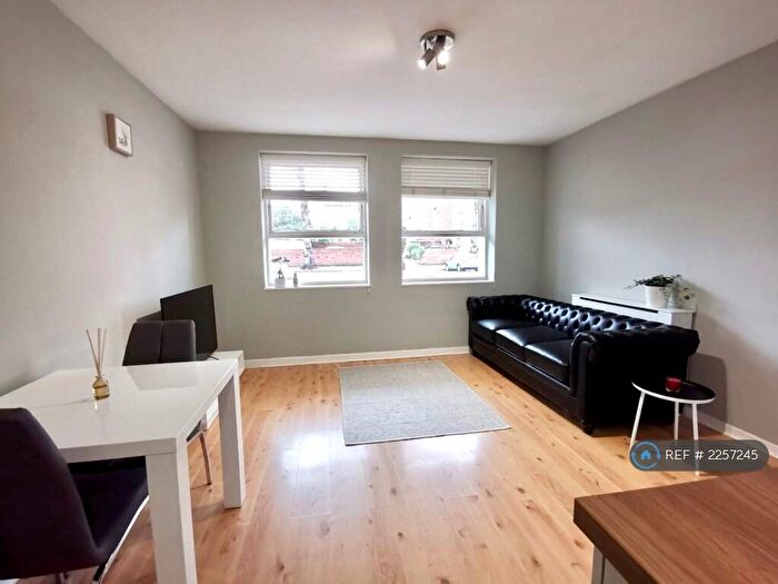 1 Bedroom Flat To Rent In Crown Terrace, Leamington Spa, CV31