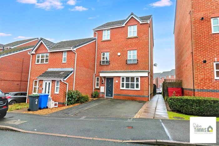 3 Bedroom Semi Detached House For Sale In Mansfield Grove, Stoke-On-Trent, ST6