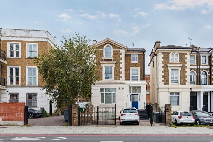 2 Bedroom Apartment To Rent In Camden Road, London, NW1