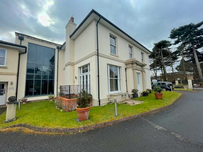 1 Bedroom Flat To Rent In Comberton Road, Kidderminster, DY10