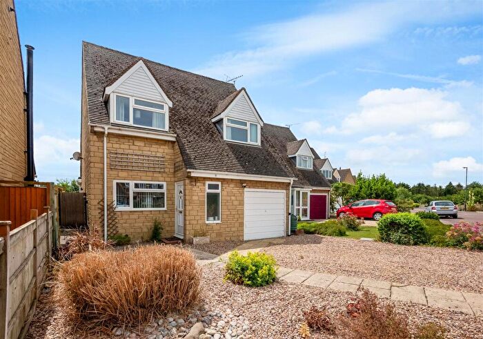 3 Bedroom Detached House For Sale In Arbour Close, Mickleton, GL55