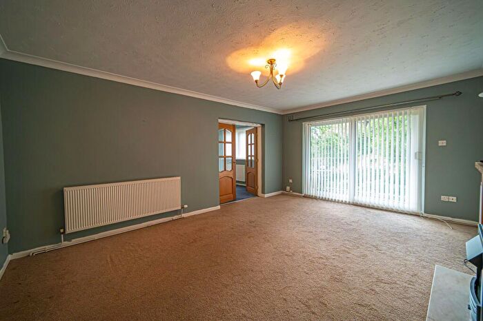 2 Bedroom Apartment For Sale In Stow Park Crescent, Hafod Court, NP20