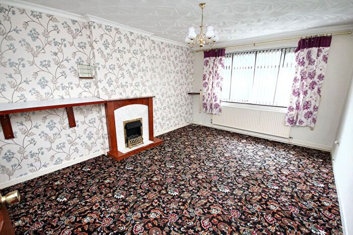 2 Bedroom Detached Bungalow For Sale In Annette Avenue, Newton-Le-Willows, WA12