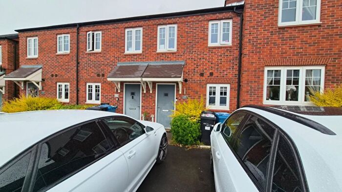 2 Bedroom Terraced House To Rent In Meadow Way, Tamworth, Staffordshire, B79