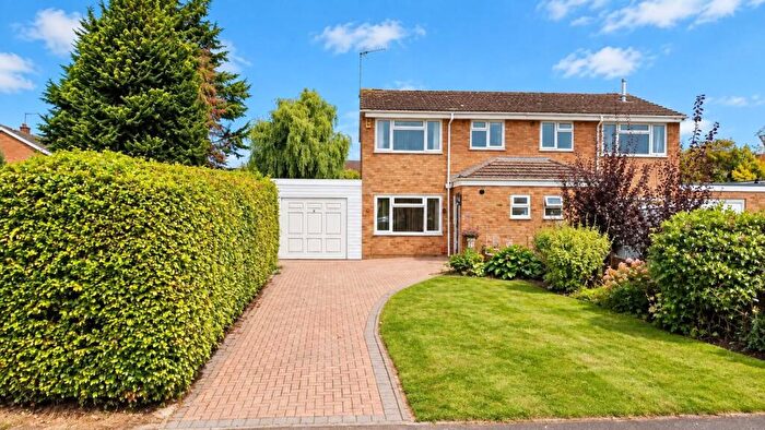 3 Bedroom Semi-Detached House For Sale In Manor Road, Earls Barton, Northamptonshire, NN6