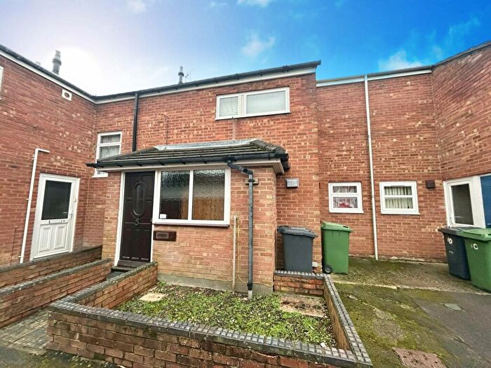 3 Bedroom House To Rent In Watson Way, Basingstoke, RG23