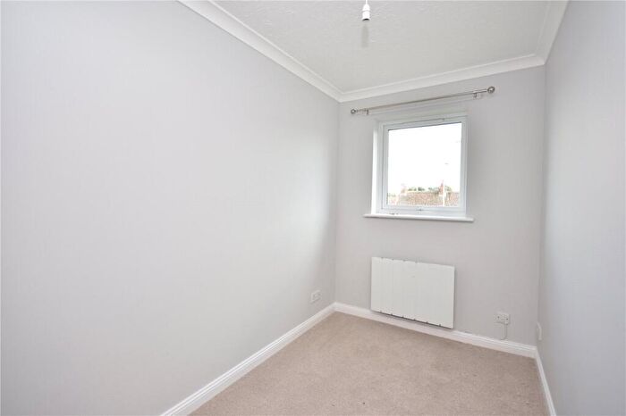 2 Bedroom Apartment To Rent In Sovereign Court, Aylesbury, HP19