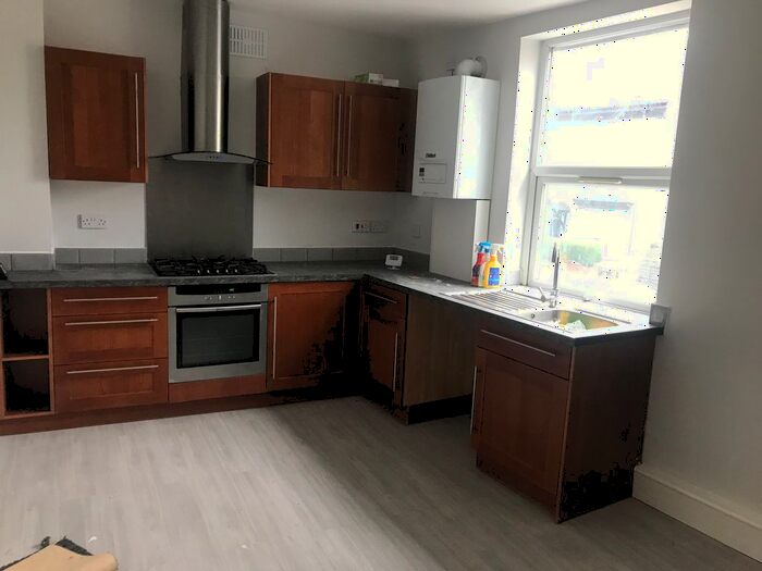 5 Bedroom Terraced House To Rent In Dudley Road, Birmingham, B18