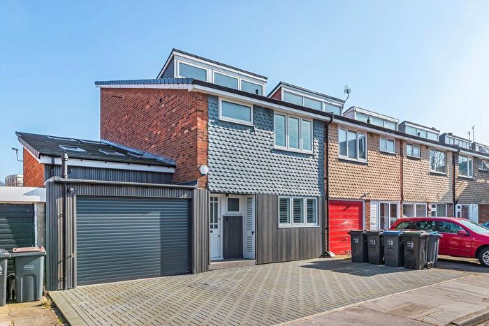 5 Bedroom Terraced House To Rent In Pittville Gardens, South Norwood, SE25