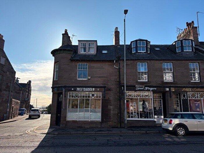 3 Bedroom Maisonette To Rent In Bank Street, Brechin, Angus, DD9