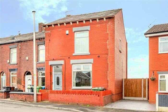 3 Bedroom End Of Terrace House To Rent In Old Lane, Chadderton, Oldham, OL9