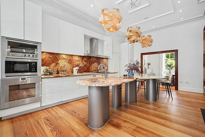 5 Bedroom Town House For Sale In Endsleigh Street, London, WC1H