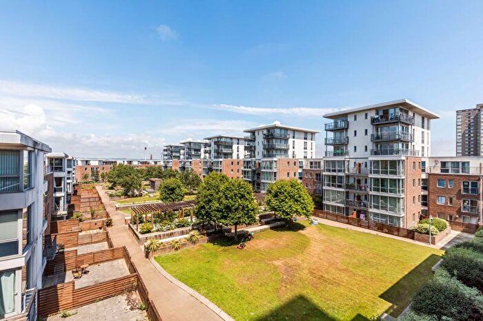1 Bedroom Flat For Sale In Queen Street, Portsmouth, PO1