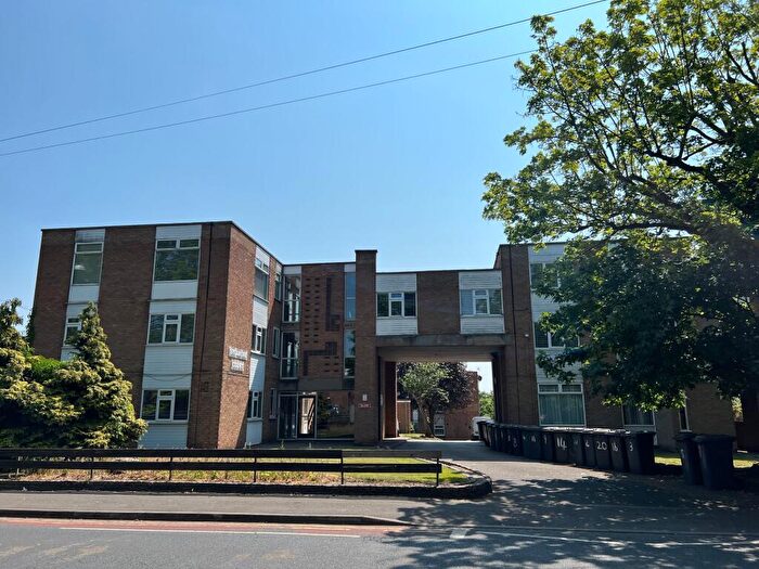 2 Bedroom Apartment To Rent In Sycamore Court, Beeston, Nottingham, NG9