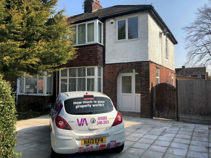 3 Bedroom House To Rent In Hart Lane, Stanmore, LU2