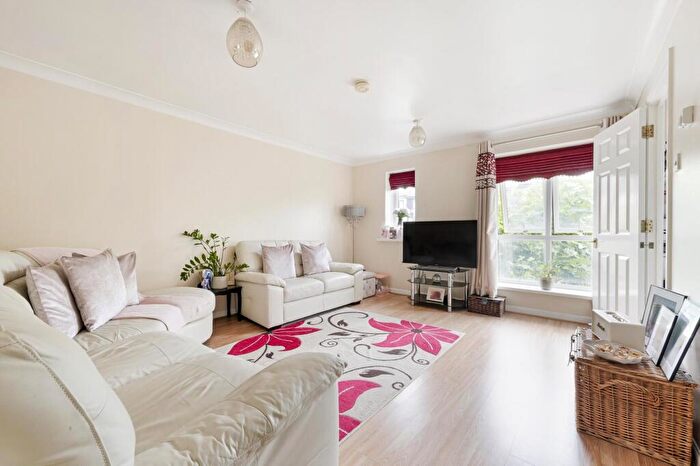 2 Bedroom Apartment For Sale In Victoria Hall, London, E16