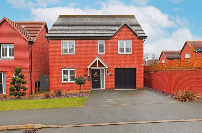 4 Bedroom Detached House For Sale In Magpie Way, Newbold, Chesterfield, S41