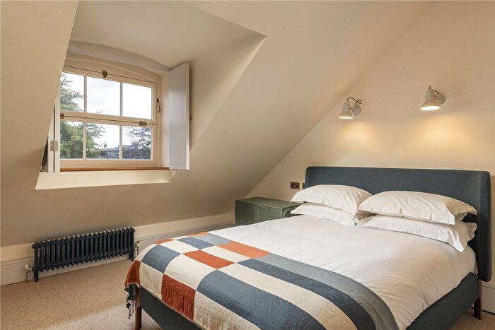 1 Bedroom Flat To Rent In Exeter, Devon, EX1