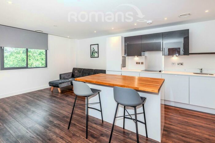 1 Bedroom Flat To Rent In New Eton House, SL1