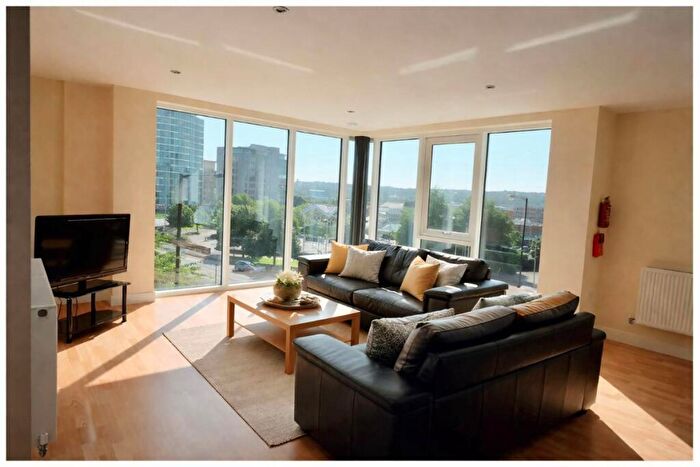 5 Bedroom Apartment To Rent In Apt Ecclesall Gate, S11