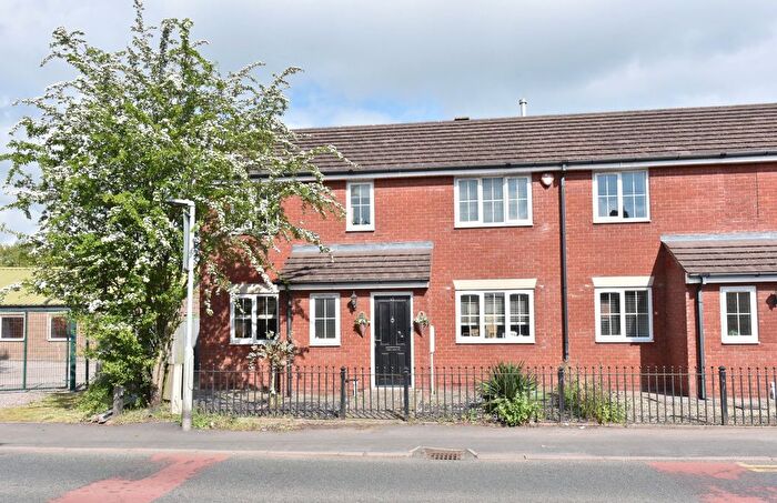 3 Bedroom End Terrace House For Sale In Wordsley, Brierley Hill Road, DY8