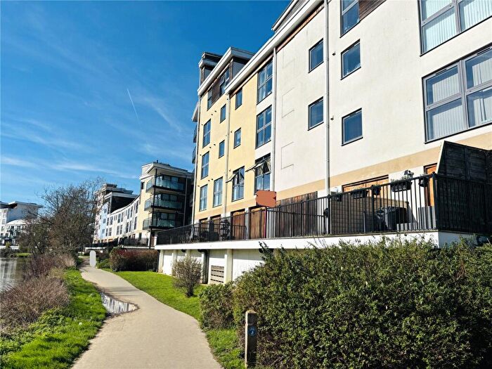 2 Bedroom Apartment For Sale In Clifford Way, Maidstone, Kent, ME16