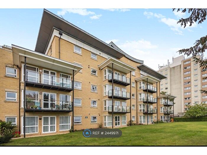 1 Bedroom Flat To Rent In Axiom Apartments, Bromley South, BR2