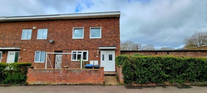 3 Bedroom House To Rent In The Pastures, Hatfield, AL10