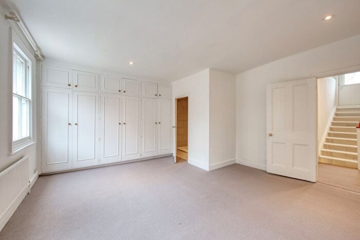 4 Bedroom Terraced House To Rent In Pembroke Road, Kensington, London, W8