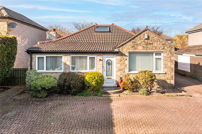 4 Bedroom Bungalow For Sale In Daisy Hill Grove, Bradford, West Yorkshire, BD9