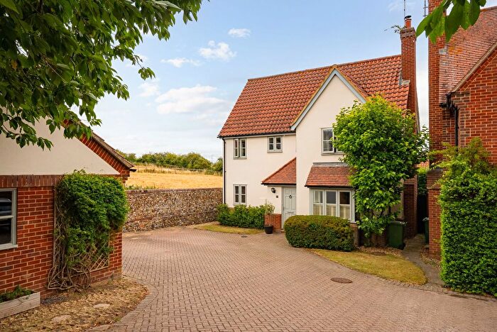 4 Bedroom Detached House For Sale In Kents Yard, Littlebury, CB11